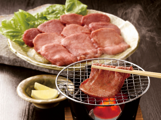 Read more about the article 【室蘭グルメ】焼肉居酒屋いただきで実現する、120品目食べ放題の圧倒的満足感！
